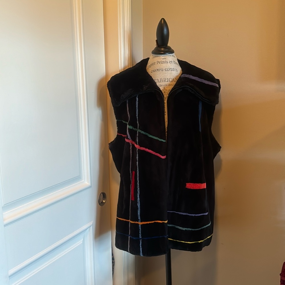 GORGEOUS ZUKI SHEARED BEAVER FUR VEST